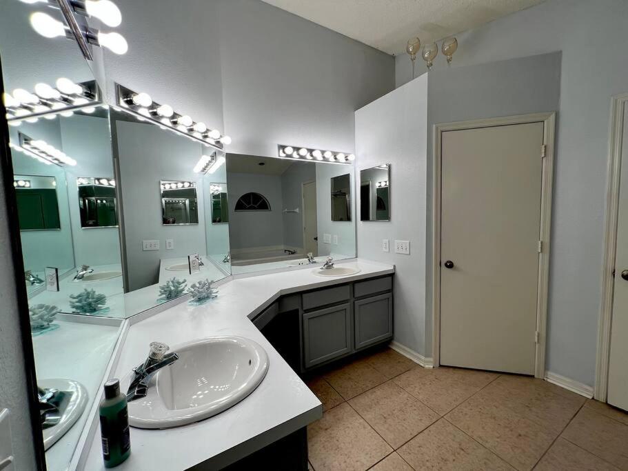 Tampa Getaway Pool House Villa Екстериор снимка